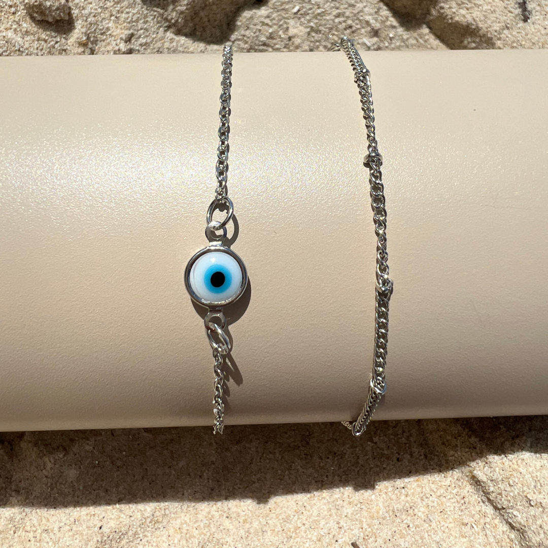 Evil Eye Bracelet: Silver